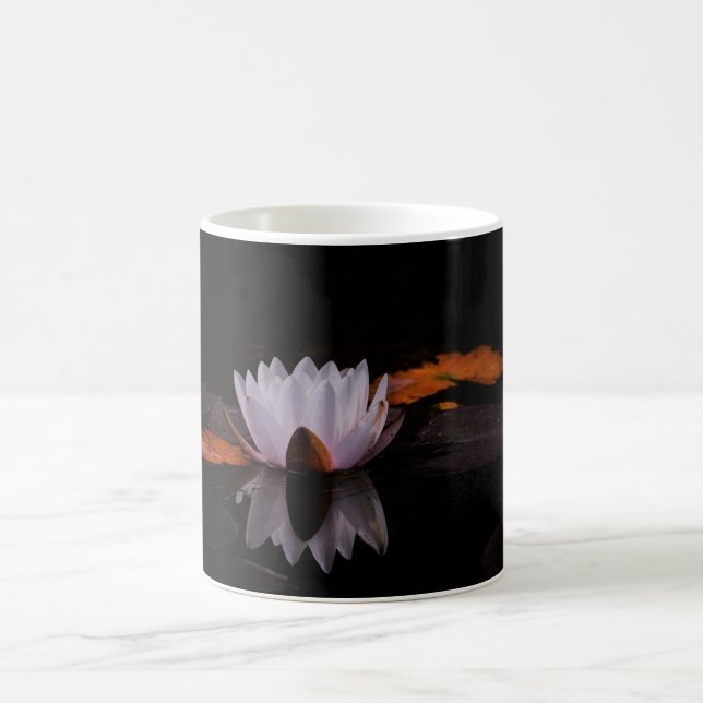 Zen White Lotus Flower Kaffemugg (Center)