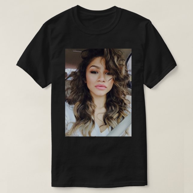 ZENDAYA Classic T-Shirt (Design framsida)