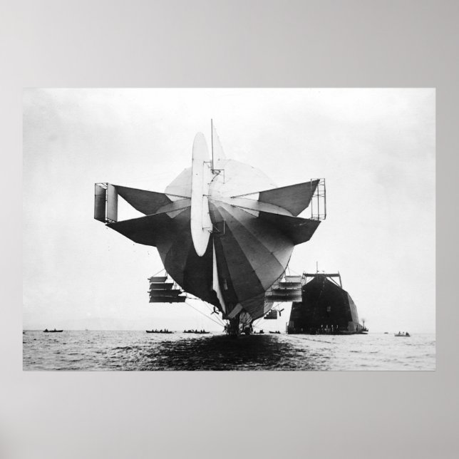 Zeppelin Airship Poster (Framsidan)