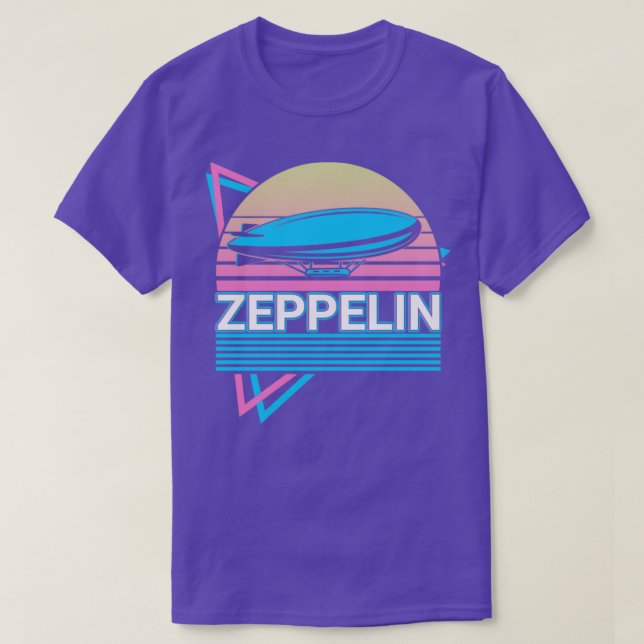 Zeppelin Dirisible Airship Retro Gift T Shirt (Design framsida)