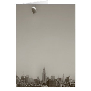 Zeppelin Over Manhattan, New York City Hälsningskort