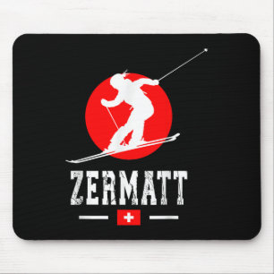 Zermatt skidort Alperna Schweiziska berg Schweiz Musmatta