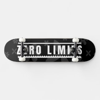 Zero Limits Mörkt Blommig Estetisk Sömlös Mönster Mini Skateboard Bräda 18,5 Cm