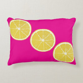 Zesty Lemon on Pink Accent Pillow Prydnadskudde