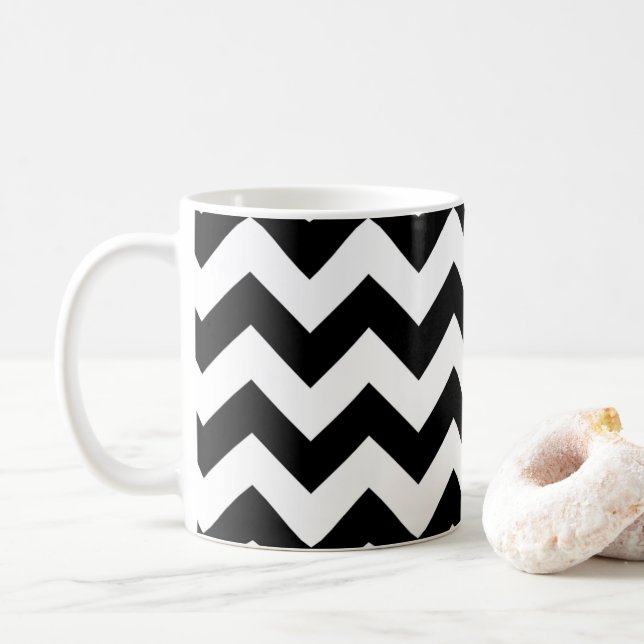 Zig zag black-white mönster cafe mugg (Med munk)