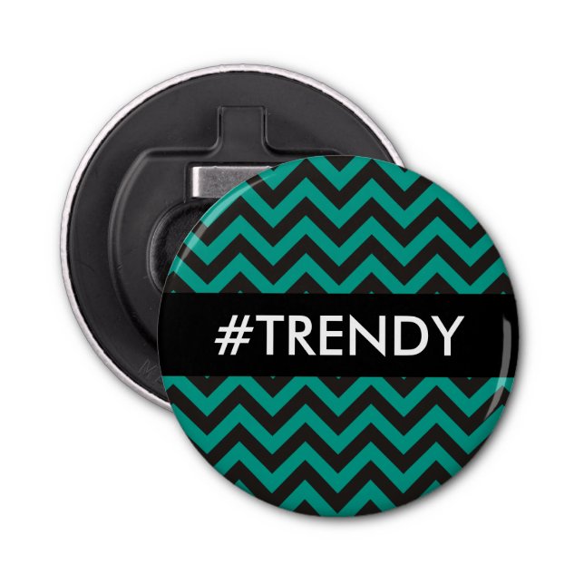 ZIGZAG mönster - svart + bakgrund och text Flasköppnare (Framsidan)