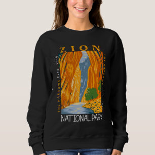 Zion National Park Utah the Narrows Distress T Shirt