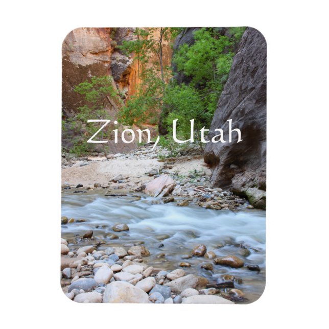 Zion, Utah som vandrar i Narrows Magnet (Vertikal)