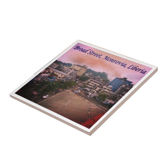 zLR007 MONROVIA, Broad Street, Liberia, Kakelplatta (Sidan)