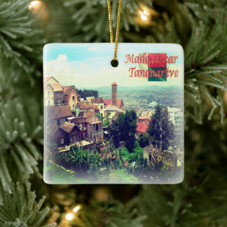 zMG011 TANARIVE, City High, Madagaskar Julgransprydnad Keramik