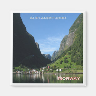zNO130 AURLANDSFJORD UNDREDAL, från båt, Norge Magnet