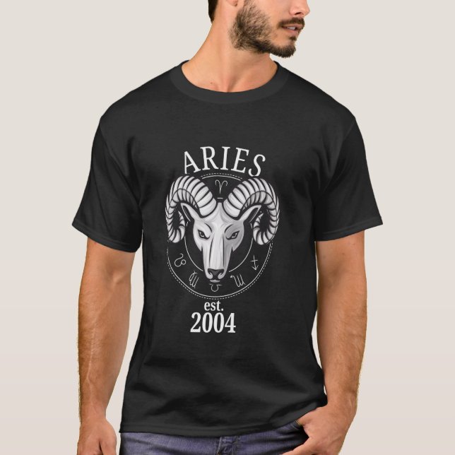 Zodiac Aries Ram Born 2004 T Shirt (Framsida)