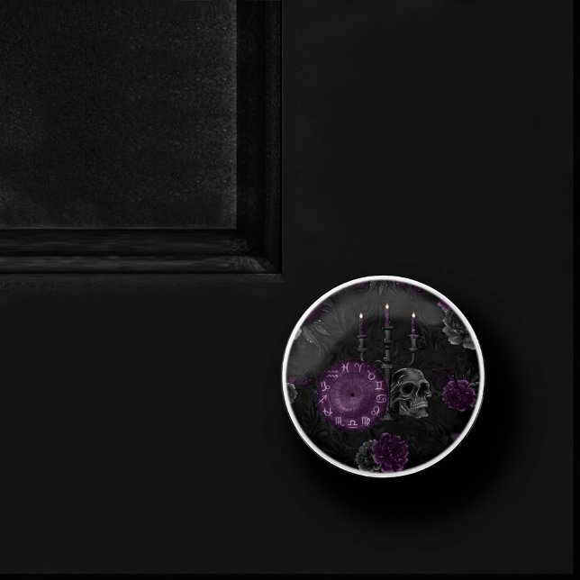 Zodiac Magic | Mörk Lila Plum Gothic Skull Ro Knopp (Skapare uppladdad)