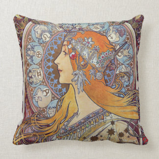 Zodiac med henne Tiaraart nouveau Kudde