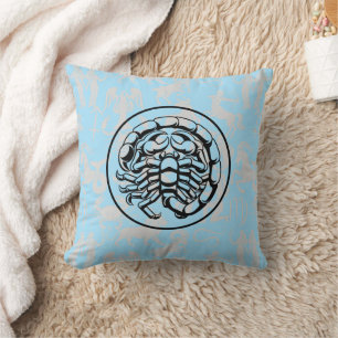 Zodiac Mönster Z02 - Scorpio.w L Blue BG Kudde