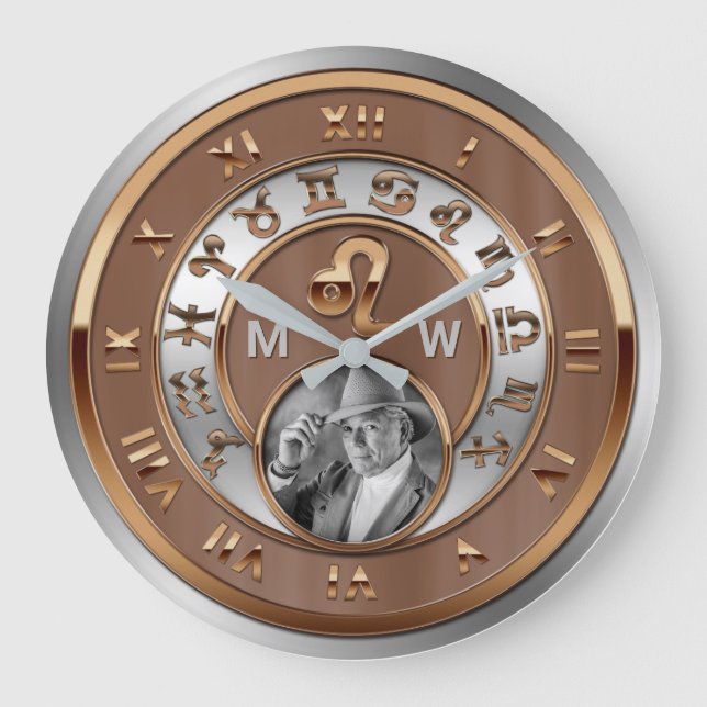 Zodiac Photo Bronze Silver Birth Monogram Leo Lejo Stor Klocka (Framsida)