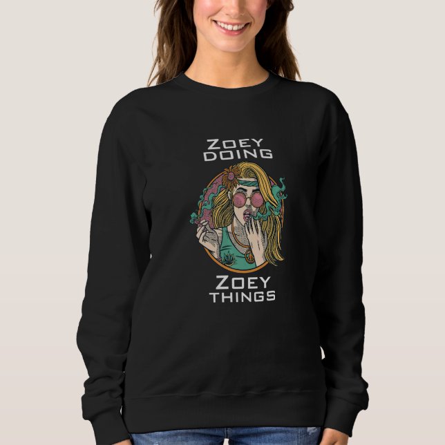 Zoey doing t shirt (Framsida)