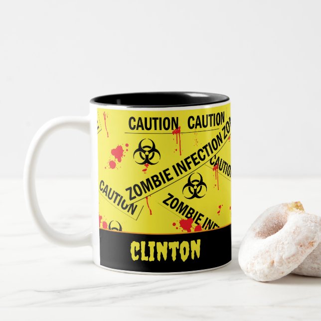 Zombie Infection Zon Gult Biohazard Warning Två-Tonad Mugg (Med munk)