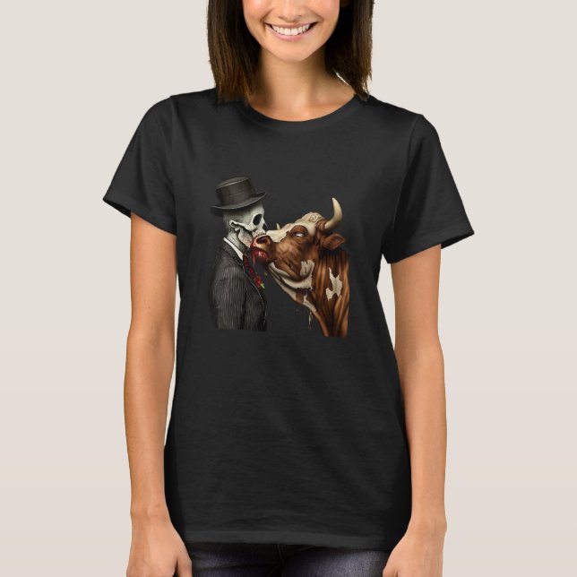 Zombie Kisses Cow T Shirt (Framsida)