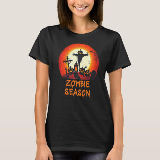 Zombie-säsong Månljust Skräckinjagande Kyrkogård   T Shirt