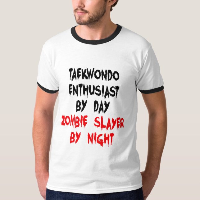 Zombie Sayer Taekwondo Enthusiast Tee (Framsida)