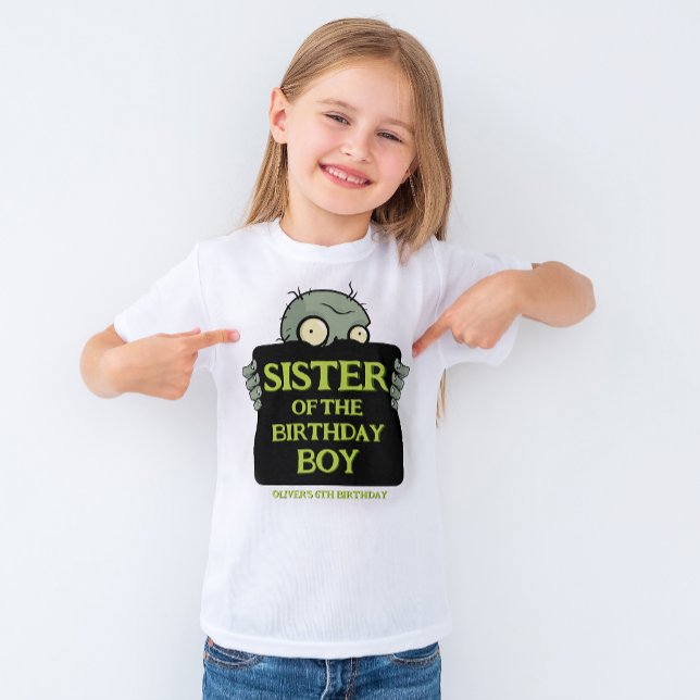 Zombie Sister of the Birthday Boy Funny Monsters T Shirt (Skapare uppladdad)
