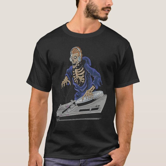 Zombie Skelett Halloween DJ T Shirt (Framsida)