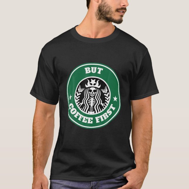 Zombie Skull men kaffe först | Funny Halloween De T Shirt (Framsida)