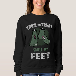 Zombie Trick or Treat Smell My Feet Halloween T Shirt