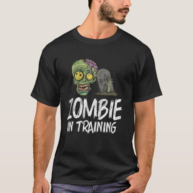Zombie under utbildning Zombie T Shirt (Framsida)