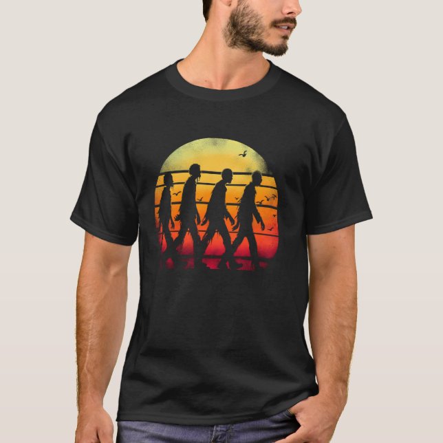 Zombies Retro Sunset - Creepy Zombie Halloween Lov T Shirt (Framsida)
