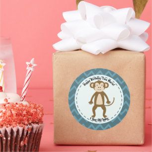 Zoo-djur för apor i grattis på födelsedagen runt klistermärke