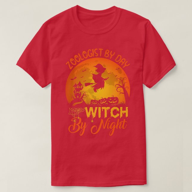Zoolog per dag på nattvakt vid nattparolog Hallowe T Shirt (Design framsida)