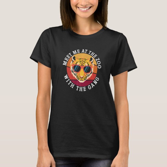 Zoologist Zookeeping Wildlife Zoology Zoo Employee T Shirt (Framsida)