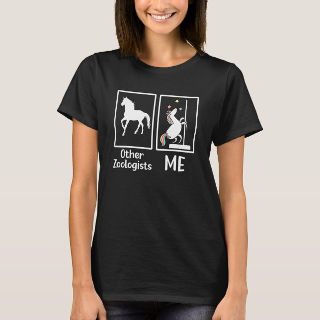 Zoologist Zookeeping Wildlife Zoology Zoo Employee T Shirt (Framsida)