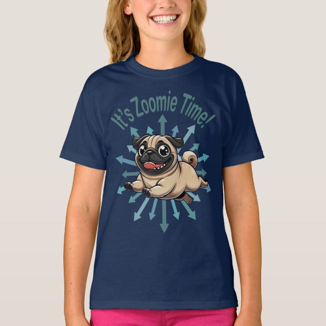 Zoomie Time Pug T Shirt (Framsida)