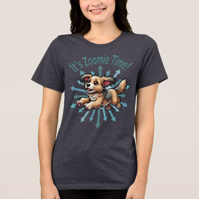 Zoomie Time Small Mutt T Shirt (Framsida)