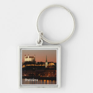 zSK005 BRATISLAVA, Slovakien, Europa Fyrkantig Silverfärgad Nyckelring