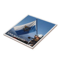 zSM008 GENDARME med flagga, San marino,